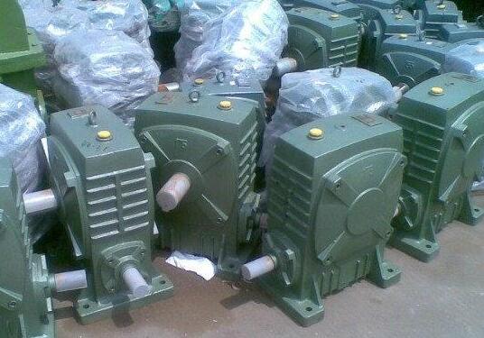 WPA蝸輪蝸桿減速機(jī)